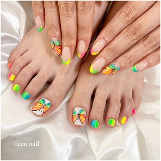 可愛すぎた🦋🌈 .
.
.
.
.
.
.

#nail #nails #nailstagram #nailbook #nailart #nailpic #gelnails #gel #ネイル #ネイルデザイン #ネイルアート #ネイルチップ #スカルプ #スカルプネイル #美甲#美爪 #美#ジェルネイル #ジェル #シンプル可愛い #シンプルネイル #フレンチ#大人ネイル#ネオン#ネオンカラー#蝶々#ちょうちょネイル#海外デザイン#海外ネイル #夏 #オールシーズン #旅行 #ハンド #ショート #オーバル #ピンク #水色 #ネオンカラー #ジェルネイル #お客様 #ticco nail #ネイルブック