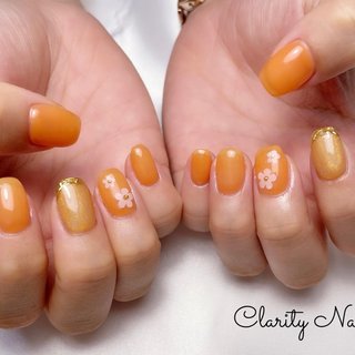 アート4本持ち込みアレンジ💅✨ 
#ジェルネイル#ネイル#nail#シンプル#持ち込みアート#天王寺#阿倍野#プライベートサロン#ネイルサロン#春夏ネイル#春ネイル#夏ネイル#水彩アート#アートし放題#定額デザイン#シンプル#ニュアンス#ニュアンスネイル#ちゅるんネイル#オフィスネイル#フィルイン一層残し#フィルイン#フットネイル#foot#hand#spring#summer#autumn#winter#privatesalon #春 #夏 #オールシーズン #ハンド #ワンカラー #フラワー #ミラー #ユニコーン #オレンジ #ジェルネイル #お客様 #Clarity Nail #ネイルブック