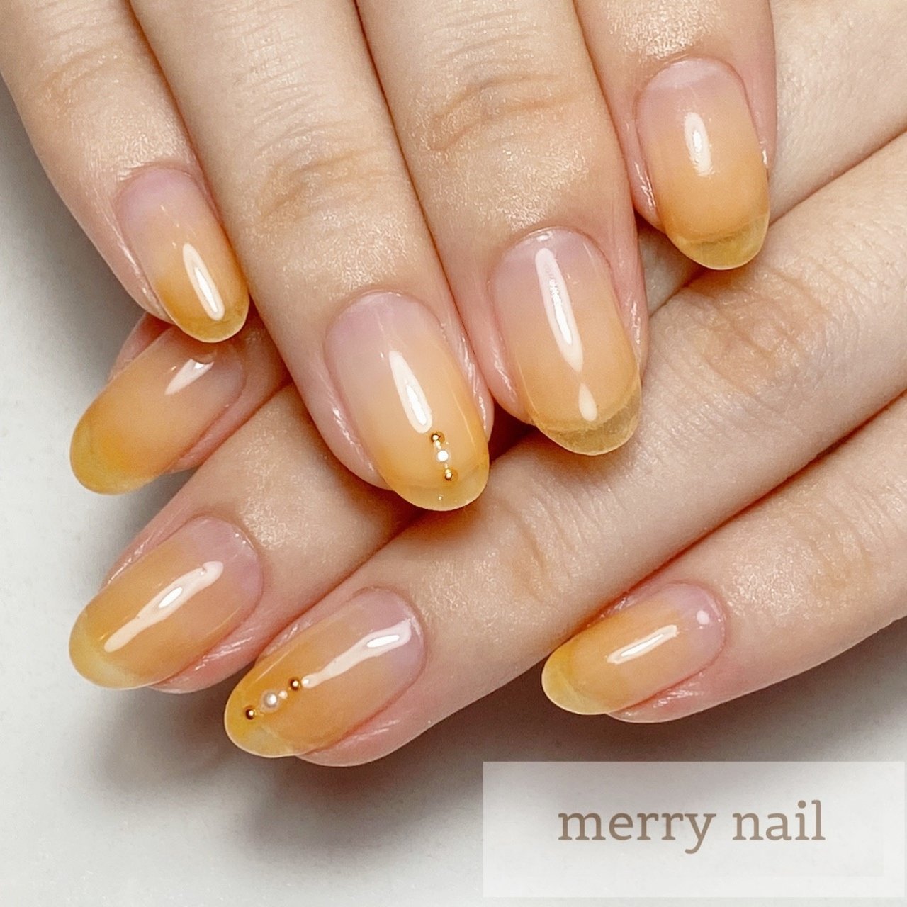 オフィス グラデーション オーバル オレンジ ジェルネイル Merrynail メリーネイル のネイルデザイン No ネイルブック
