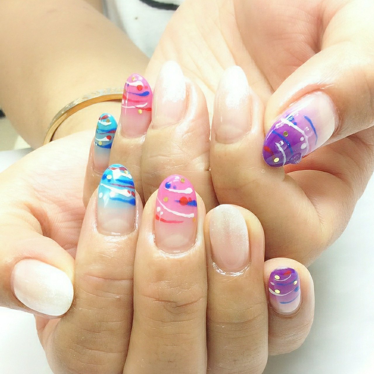 夏 浴衣 ハンド グラデーション ラメ Nailsalon Daisyのネイルデザイン No ネイルブック