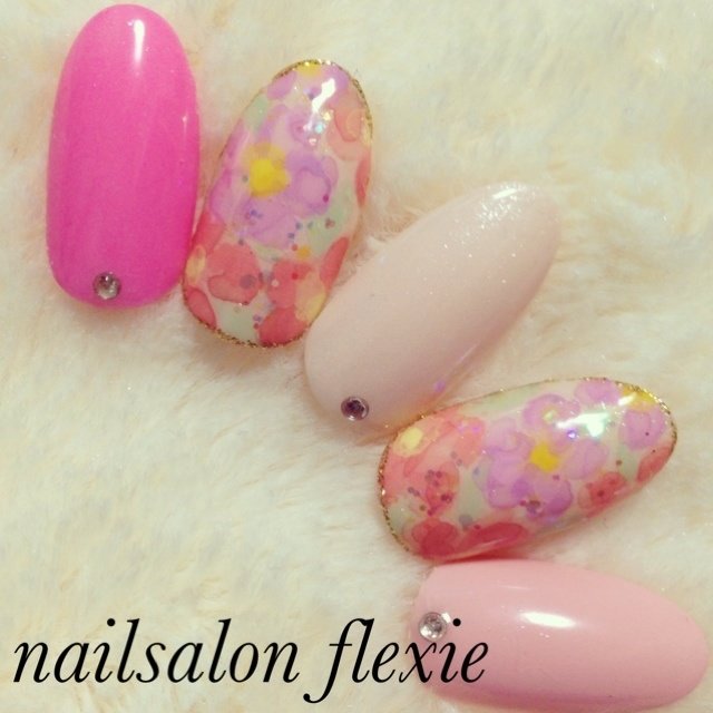 夏 ハンド フラワー ピンク ジェル Nail Kajiのネイルデザイン No ネイルブック