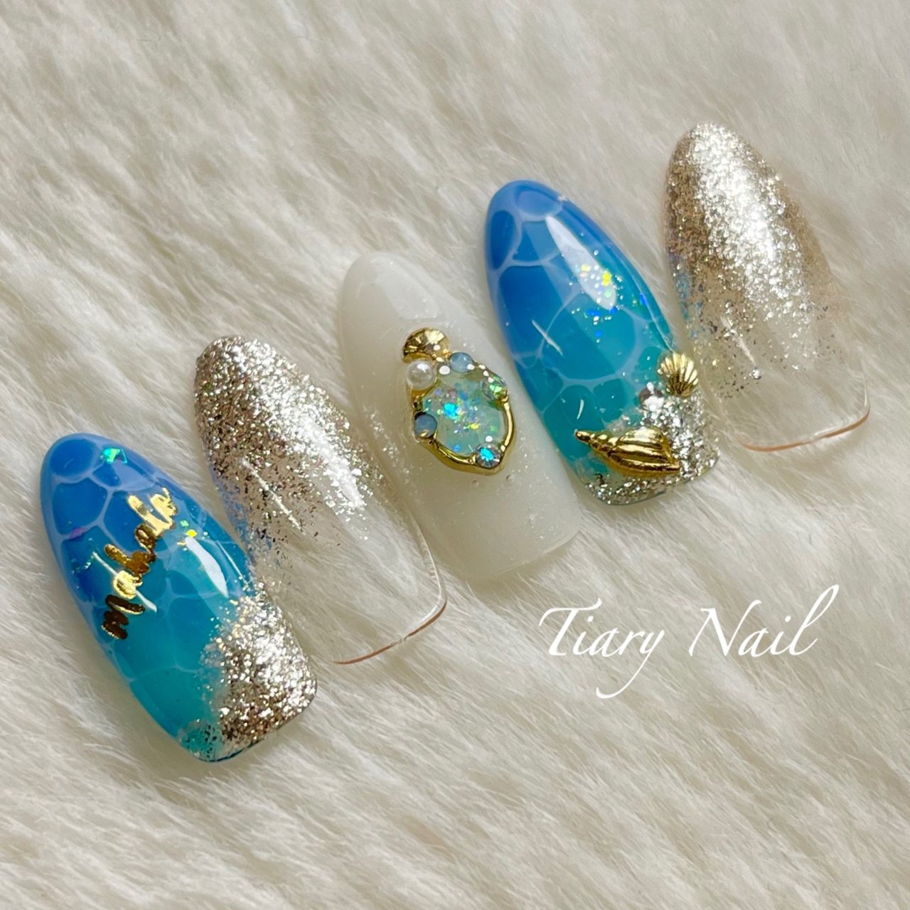 夏 旅行 海 リゾート グラデーション Tiarynail ティアリーネイルのネイルデザイン No ネイルブック