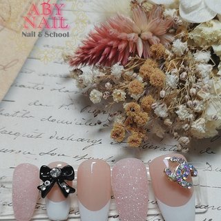 2025年】新着順｜リボン/#Chanelのネイルデザイン｜ネイルブック