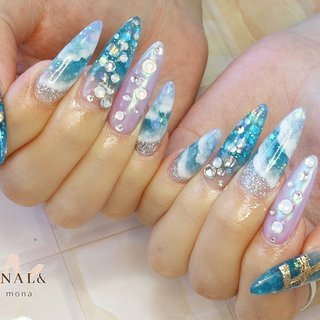 お客様nail♡ .
ご来店ありがとうございます☺︎
.
@monail_mona
.
.
━━━━━━━━━━━━━━━━━━━━
▫️爪にコンプレックスがある
▫️ネイルの持ちが悪い
▫️爪を丈夫に保ちたい
トラブル爪にも対応できるネイルサロン🌴 
━━━━━━━━━━━━━━━━━━━━
ご予約はこちら↓

LINE ID @vnd4371h
DMでも受け付けております💌

 MONNAL& モナールアンド 
営業時間 10:00～19:00 (Lo.17:30) 
定休日 日曜日

https://kb-monail.shopinfo.jp/

住所　福井市大町10-2-2 
ショッピングシティベル近く🔔
.
TEL 0776-63-6268
━━━━━━━━━━━━━━━━━━━━
.
#MONNAL&#モナールアンド
#monail#もないる#monail_yurika
#福井ネイル#福井ネイルサロン
#ケア#ジェル#スカルプ#フットジェル
#ネイル#アートし放題#深爪矯正福井
#パーフェクトフィルイン福井
#ベース一層残し福井#フィルイン福井
#maogel導入サロン福井 #夏 #海 #リゾート #ハンド #グラデーション #ロング #ポイント #ターコイズ #水色 #ブルー #スカルプチュア #お客様 #MONNAL& / yurika 前田百合香 #ネイルブック