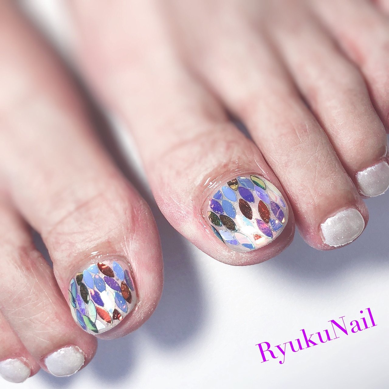 夏 フット ホログラム オーロラ キラキラ Ryukunailのネイルデザイン No ネイルブック