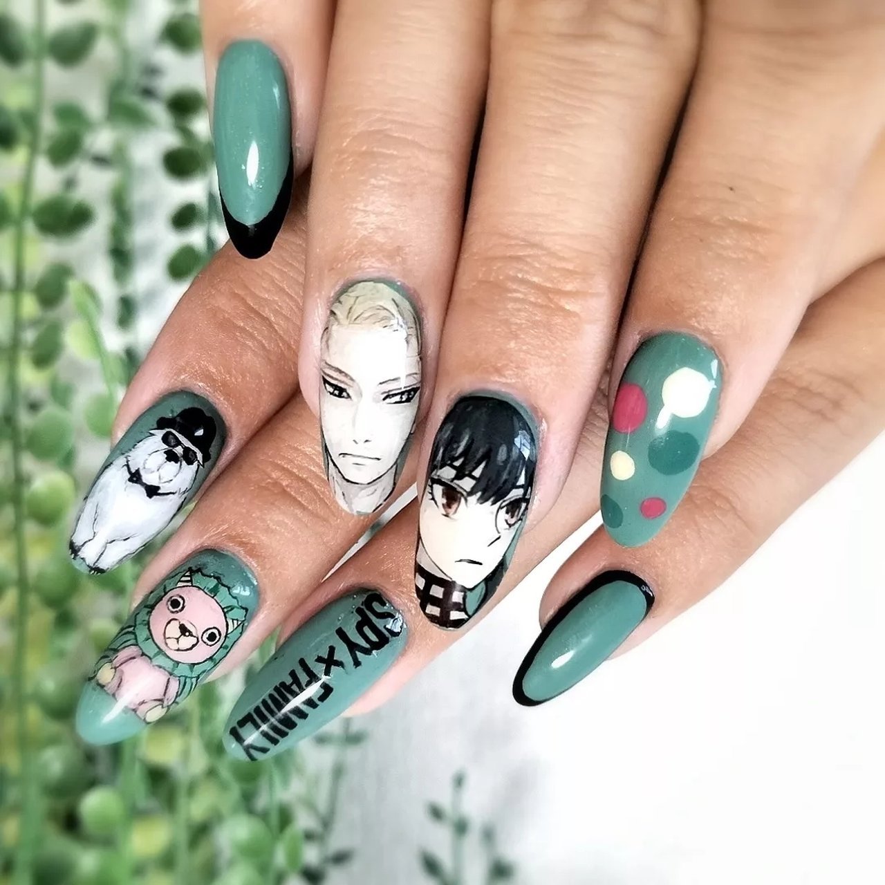 痛ネイル - akko-tiare1120のネイルデザイン[No.7487466]｜ネイルブック