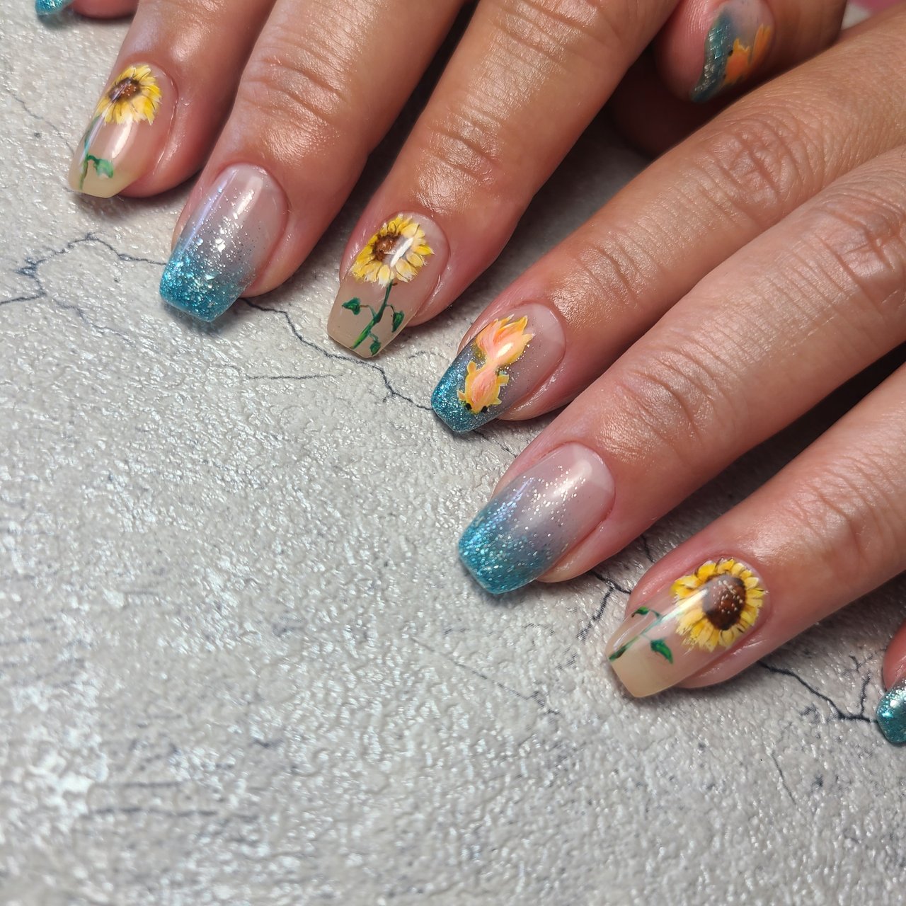 夏 旅行 海 リゾート ハンド Nail Salon Chicoのネイルデザイン No ネイルブック