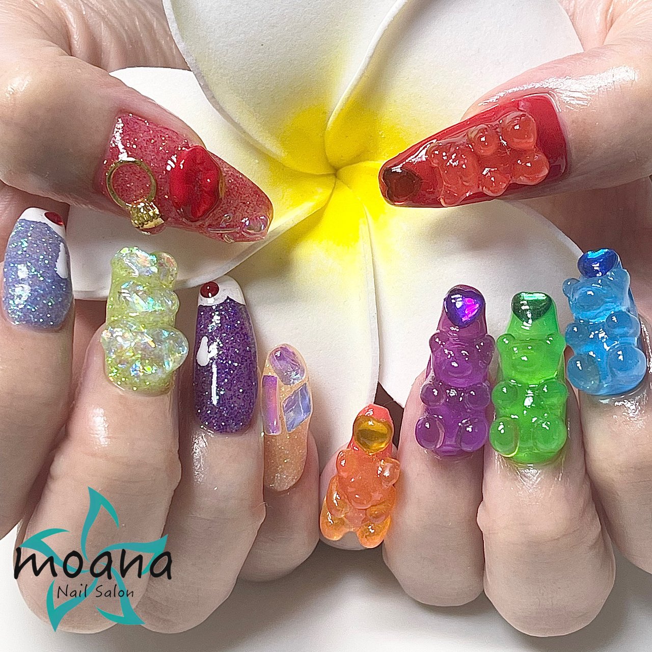 夏 ライブ ハンド ビジュー ラメ Moanaのネイルデザイン No ネイルブック