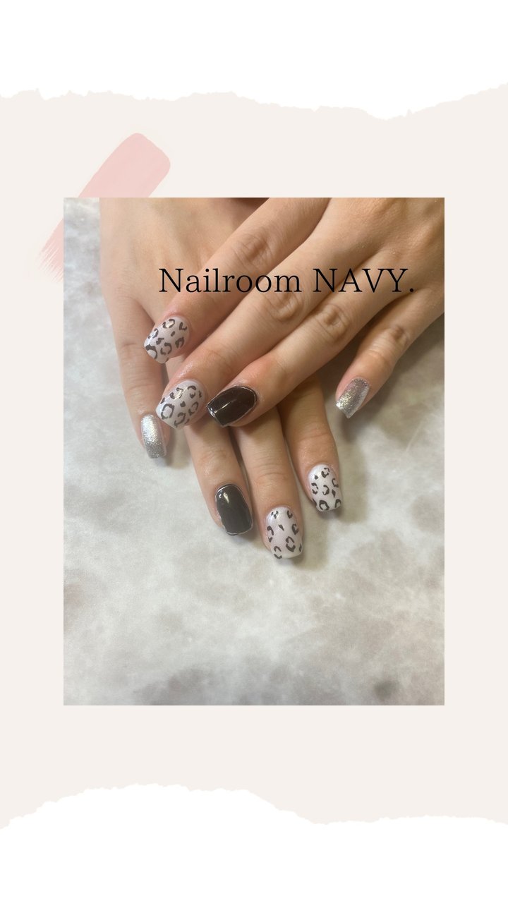 夏 秋 冬 ハンド レオパード Navyのネイルデザイン No ネイルブック