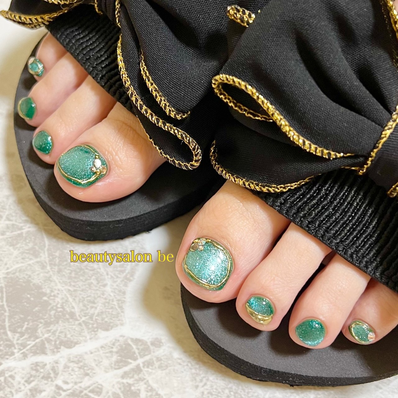 フット/グリーン/ゴールド - be Nailのネイルデザイン[No.7508853  