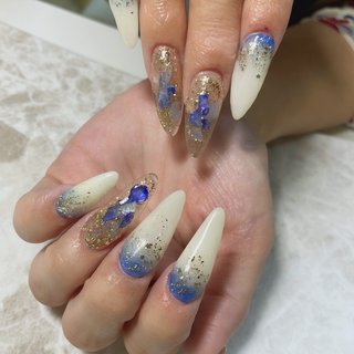 再制作中……】キラキラブルー系オーロラフィルムシェル埋め込み