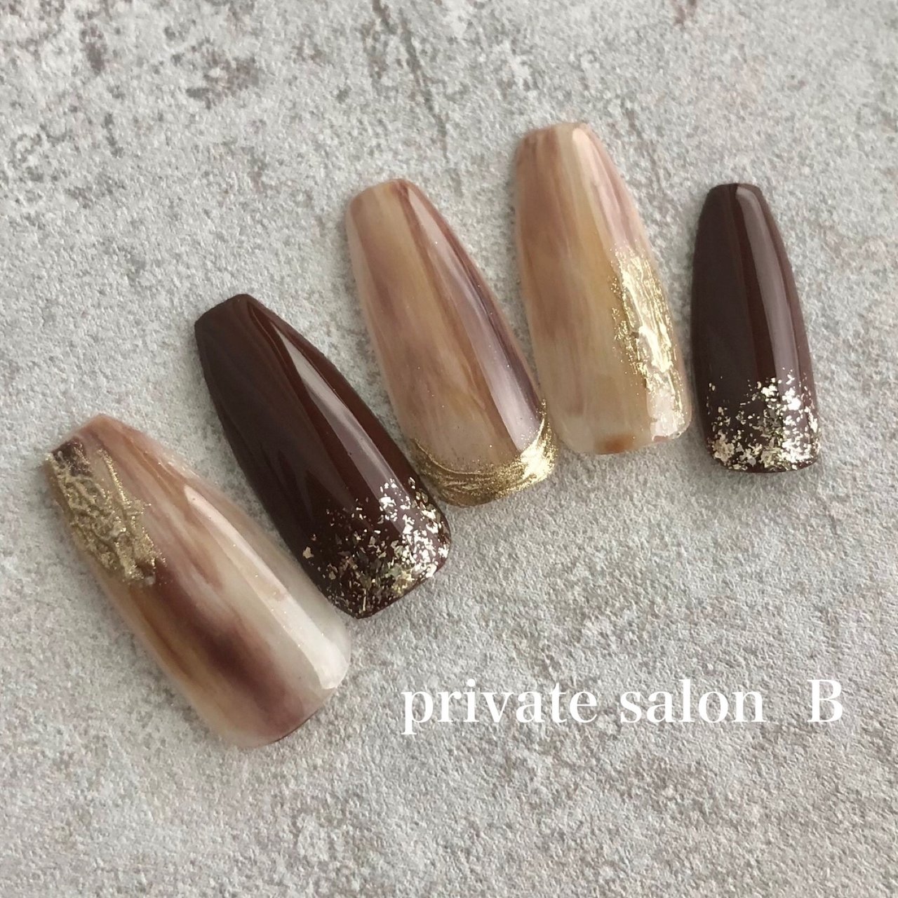 秋 オフィス ハンド ラメ ワンカラー Private Salon B 相模原市中央区 のネイルデザイン No ネイルブック