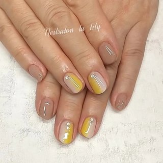 浴衣 シンプル ベージュのネイルデザイン ネイルブック