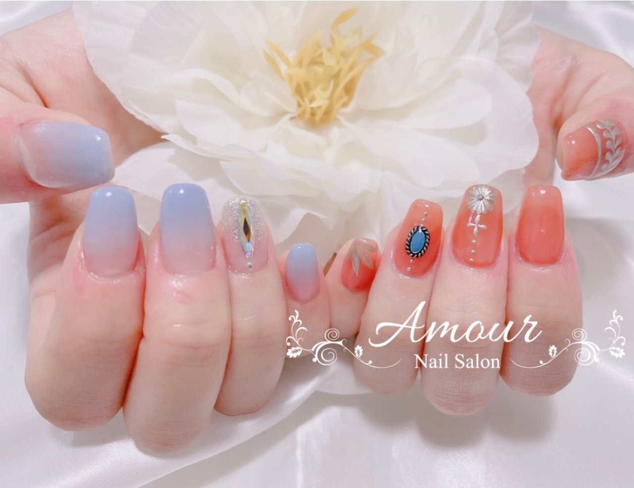 ハンド ミディアム スクエアオフ オレンジ 水色 Nailsalon Amourのネイルデザイン No ネイルブック