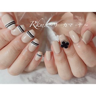 ボーダー しましま バレリーナのネイルデザイン ネイルブック