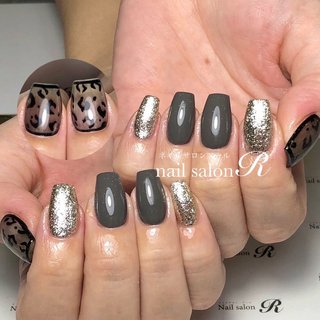 ブラック 黒 シルバーラメネイルのネイルデザイン ネイルブック