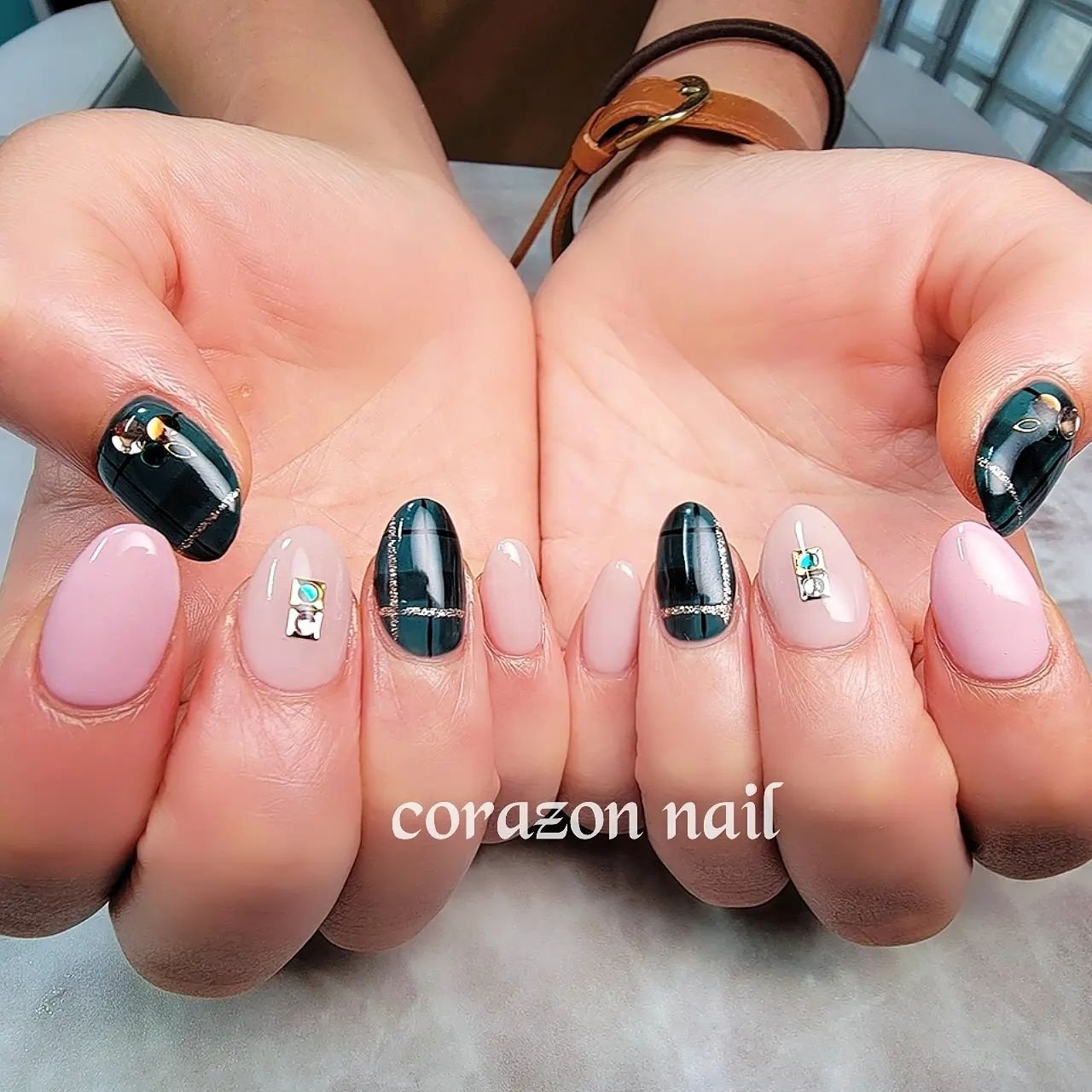 秋 冬 オフィス デート ハンド 武蔵浦和 Corazon Nailのネイルデザイン No ネイルブック