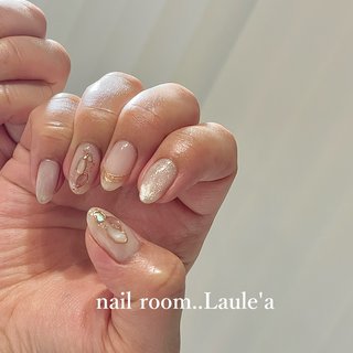 【エレガント風😌👑】 ミラーも控えめゴールドにしました🪞✨
.
.



 Nail Room_laule'a
◆────────────◆
 川越市かし野台にある
 private salon𖠿꙳
 🫧地爪育成＆ジェルネイル
 🫧最強のネイルケア導入店

 

º周りと被らない、貴方らしい
 唯一無二のデザインで
 4週間、指先からhappyを♡

ºただジェルで飾るだけでなく、
 自爪への負担を最小限に抑え、 
 健康な爪を第一に考えた施術で
 お客様のお爪を大事にしています。 

°自宅ネイルサロンの為、
 周りの目を気にすることなく、
 ゆったり・のんびり過ごしていただきたいと思います。

°〘 自分史上最高の美爪になりたい〙
 ジェルはできないから、爪のオシャレは諦めてる…
 爪が小さいからネイルサロンは無縁…
 そんな方の為への自爪育成メニューもおこなってます。
 ジェルができない方へオススメなコースです。


°open9:00～close18:00
 (最終受付15:00)

°日曜.祝日定休日

°駐車場完備

°完全個室

ご予約はnail bookより24h受付ております✨
◆───────────◆
#大人#大人上品#エレガントネイル #ミラーネイル 
#ミラーフレンチ#秋ネイル2022#秋ネイル#秋仕様
#マグネットジェル #マグネットネイル#シェル
#シェルネイル#9月ネイル#大人可愛い#オフィス
#ベージュ#ゴールド#フレンチ#ジェルネイル
#埼玉県川越市#西武新宿線#川越市ネイル
#川越ネイルサロン#新狭山駅#南大塚駅
#川越市ネイルサロン#川越市#狭山市#南大塚#鶴ヶ島市
#狭山市ネイルサロン#川越市プライベートサロン 
#川越市ラウレア #nailroom_laulea 
#nailbook_fan #秋 #オフィス #デート #女子会 #ハンド #シェル #マグネット #ミラー #キラキラ #ミディアム #オーバル #ベージュ #ゴールド #ジェルネイル #お客様 #laule'a_yuka #ネイルブック