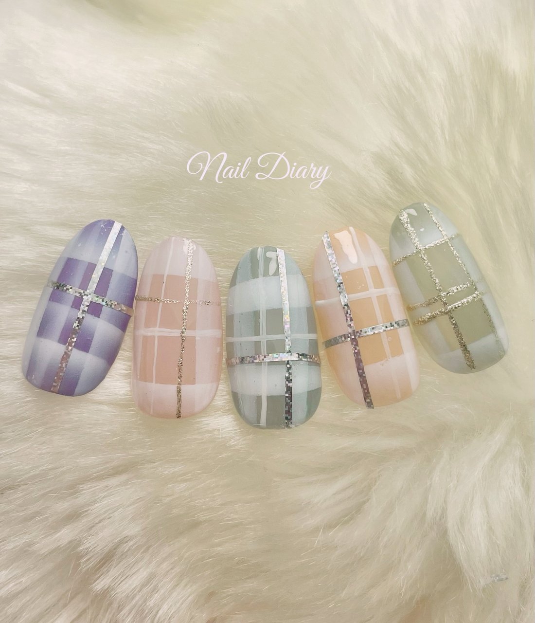 秋 冬 チェック Nail Diary ネイル ダイアリー のネイルデザイン No ネイルブック