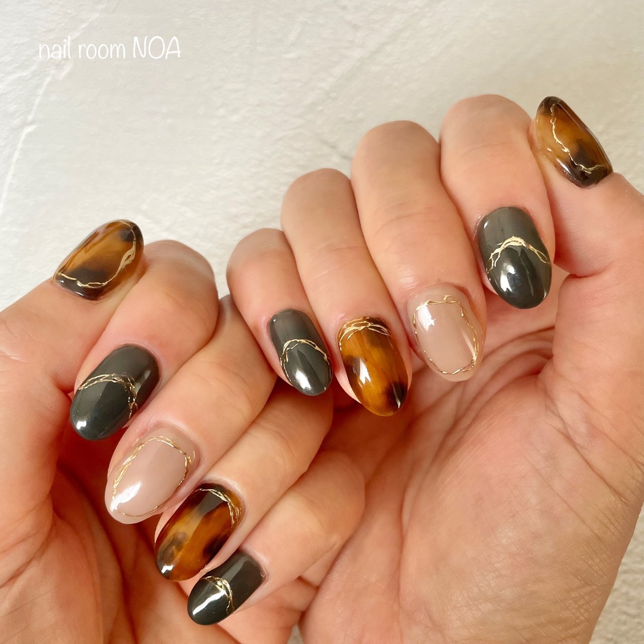 秋/冬/ハンド/べっ甲/ミラー - akiko_nishiuchiのネイルデザイン[No  