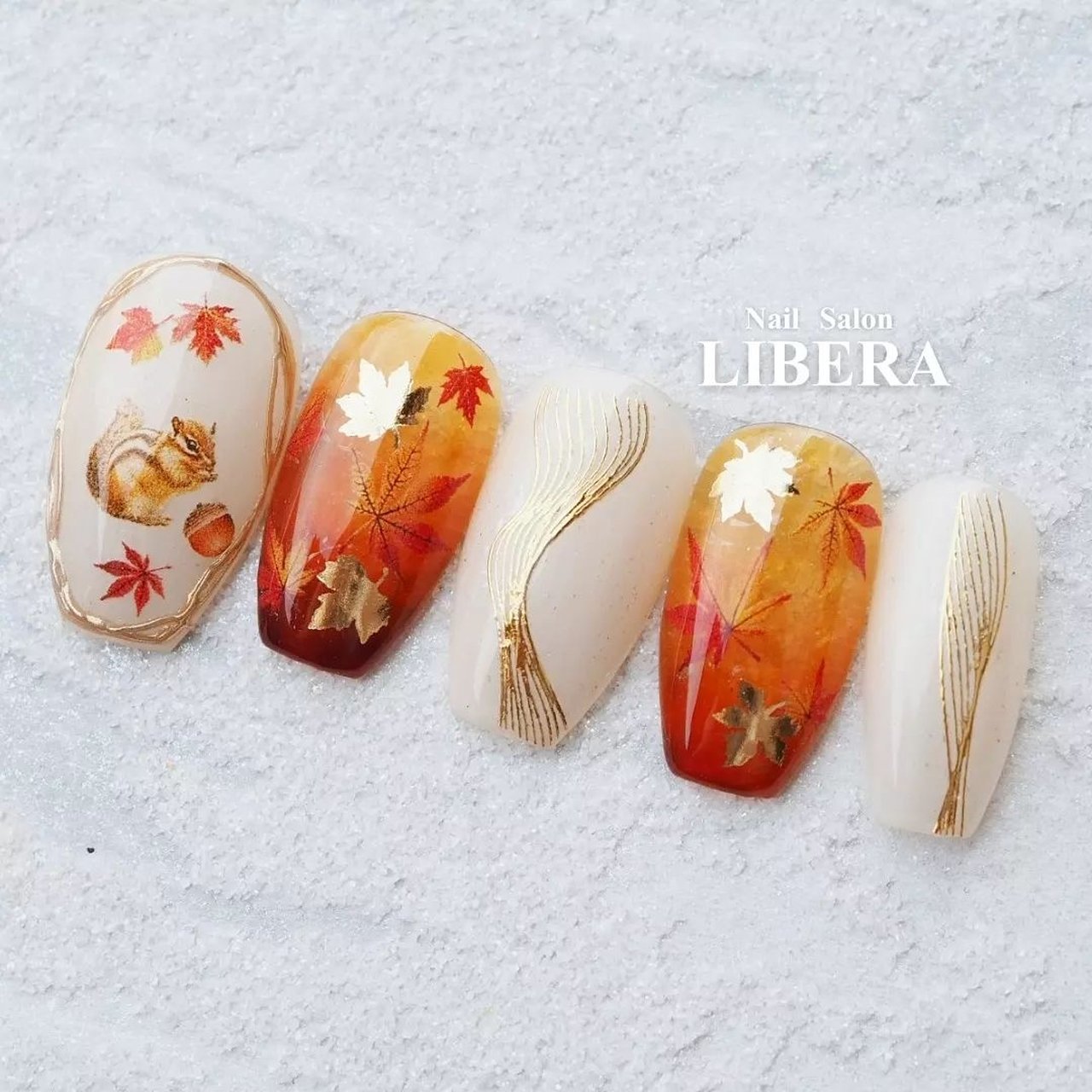 秋 ハロウィン ハンド アニマル柄 フラワー Nail Salon Liberaのネイルデザイン No ネイルブック