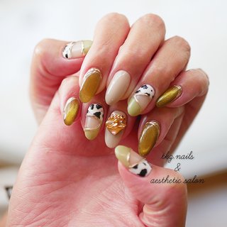 ☆A-399☆ネイルチップ ピスタチオ×ベージュのニュアンスネイル 弱々しく 