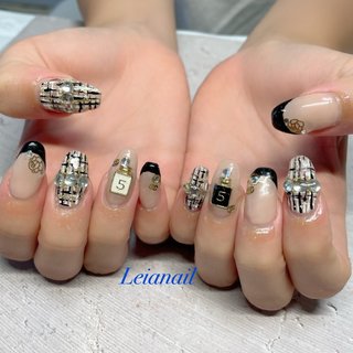 香水瓶パーツのネイルデザイン｜ネイルブック