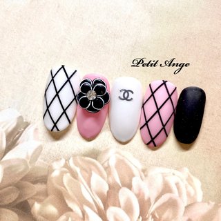 ぴんくだいや♡CHANEL　シャネル　ネイル　5本セット 保存版】シャネルのネイル24色を全色レビュー！ - YouTube