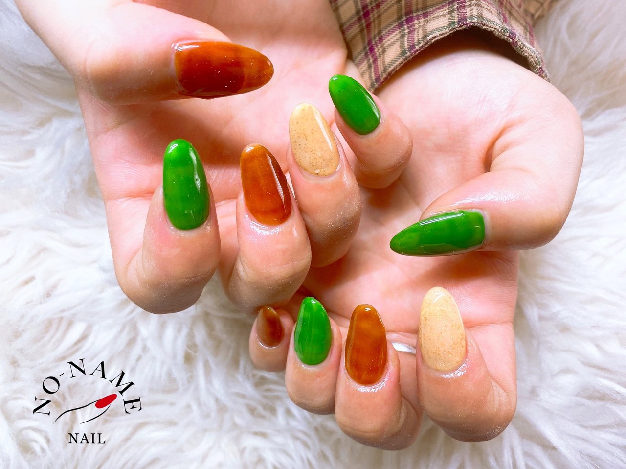 秋 冬 ハンド グリーン ブラウン Sonomiのネイルデザイン No ネイルブック