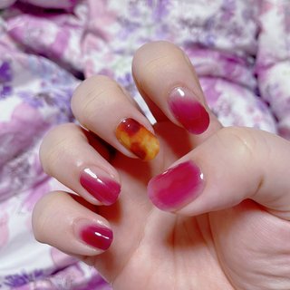 ビューティーアベニュー使用の簡単セルフネイル☺️ 



#ネイル #ハンド #ハンドネイル #簡単ネイル #簡単 #秋 #秋ネイル #ボルドー #ボルドーネイル #べっ甲 
#べっ甲ネイル #貼るだけネイル #貼るだけ 
#ジェルネイルシール #セルフネイル #セルフ 
#セルフネイラー #ハンド #シンプル #ニュアンス #べっ甲 #オレンジ #ボルドー #ブラウン #ネイルシール #‪ஐ‬moconail‪ஐ‬ #ネイルブック