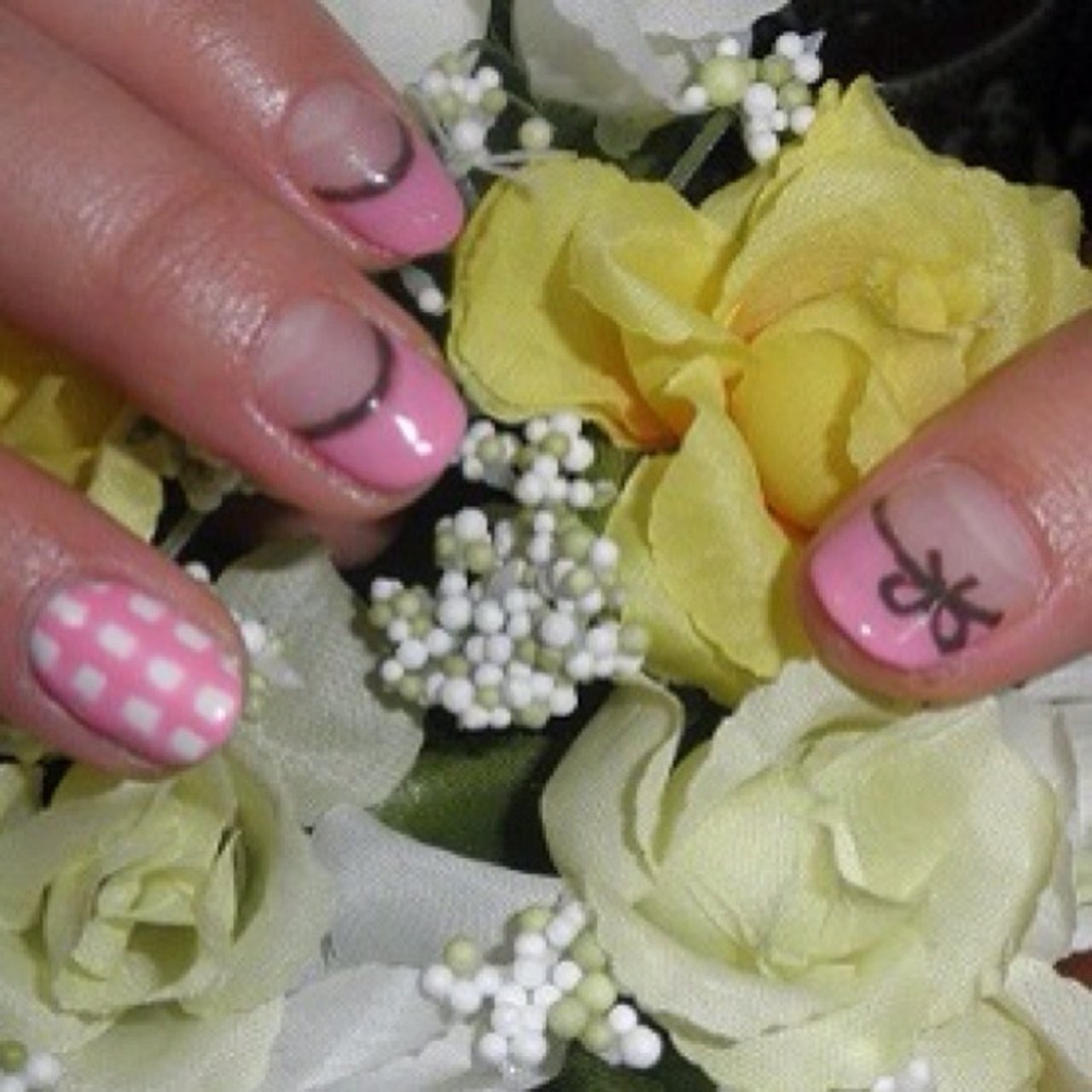 デート ハンド リボン ピンク ジェルネイル Keikogogogoのネイルデザイン No ネイルブック