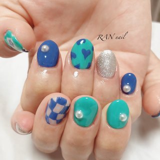 レトロポップなカラフルネイル✨ 
ブルーとホワイト、グリーンでカラフルポップなデザインが可愛い❤️
自分らしいオンリーワンを楽しめるネイルです😆


#PR
#Nailbookプリアンファサポーター
#プリジェル
@pregel.jp
@preanfaofficial
ご予約お問い合わせはこちら
電話番号 08094953019
メール rannail@i.softbank.jp
ラインID rannail
ブログ http://tamahirocchi.eshizuoka.jp


#カラフルネイル#菊川市#掛川市#御前崎市#牧之原市#菊川市ネイルサロン#ランネイル#菊川ネイル #RANnail#出張ネイル#自宅ネイルサロン#美爪育成 #美爪#paragel#パラジェル#上品ネイル#オフィスネイル#2022秋ネイル保存版 #10月ネイル #nailbook_fan #ブライダルネイル#シェルネイル#マグネットジェル #nailbook_fun#ポップネイル#ハートネイル#市松模様#フラワーネイル＃グリーン＃ブルー #成人式 #バレンタイン #オフィス #ブライダル #ハンド #フラワー #ハート #レトロ #和柄 #個性派 #ショート #ラウンド #ホワイト #グリーン #ブルー #ジェルネイル #お客様 #RAN☆ #ネイルブック