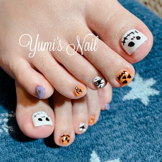 #フット#フットネイル #ジェルネイル #ハロウィン #パーティー#秋 
#自宅ネイルサロン 
#千葉市若葉区
#都賀駅
#完全予約制
#女性限定
#駐車場あり 
#リーズナブル
#定額ネイル
#甘皮ケア込み 
#フットバス込み #秋 #ライブ #ハロウィン #パーティー #フット #ホログラム #痛ネイル #星 #ミディアム #スクエアオフ #ホワイト #オレンジ #パープル #ジェルネイル #yumi #ネイルブック