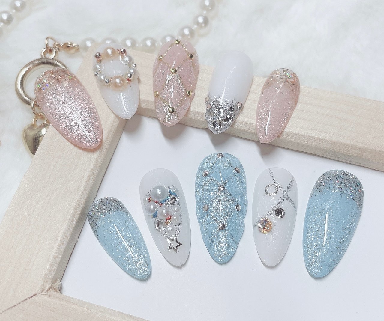 冬/クリスマス/ハンド/マグネット/キルティング - N.Aのネイルデザイン