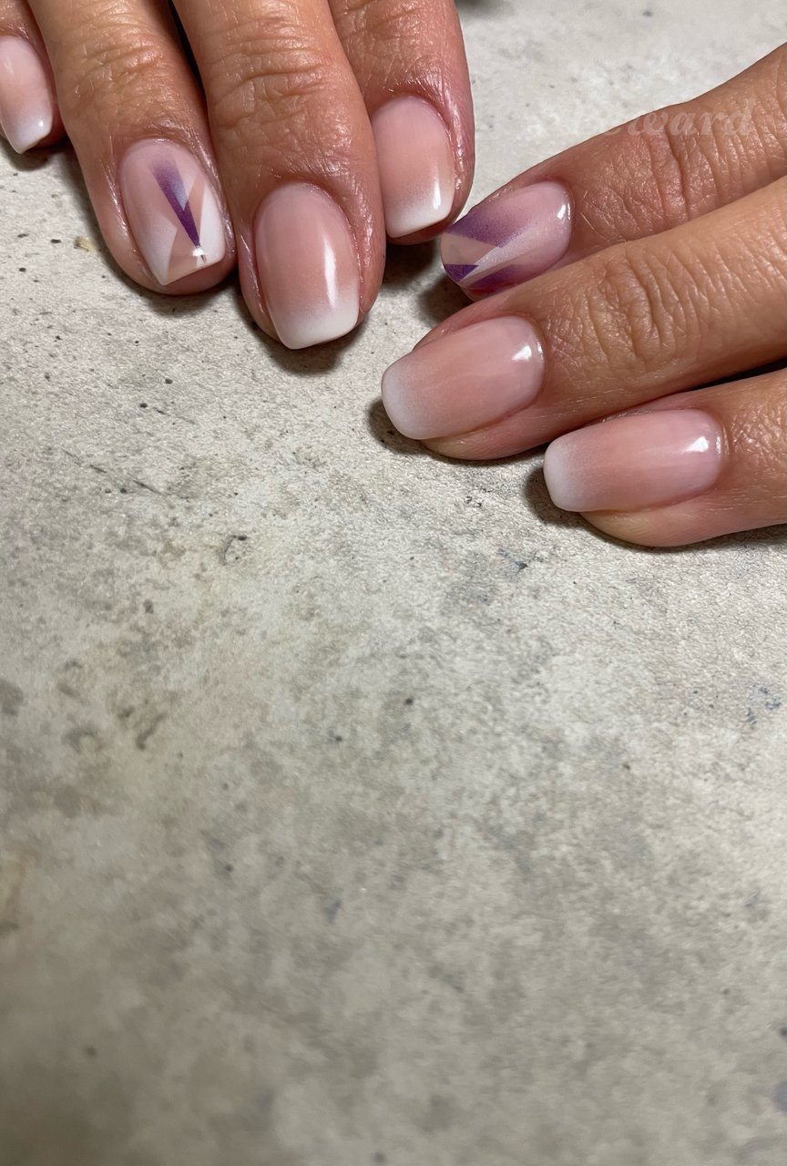 秋 冬 オールシーズン ハンド グラデーション Nailsalon Lewardのネイルデザイン No ネイルブック