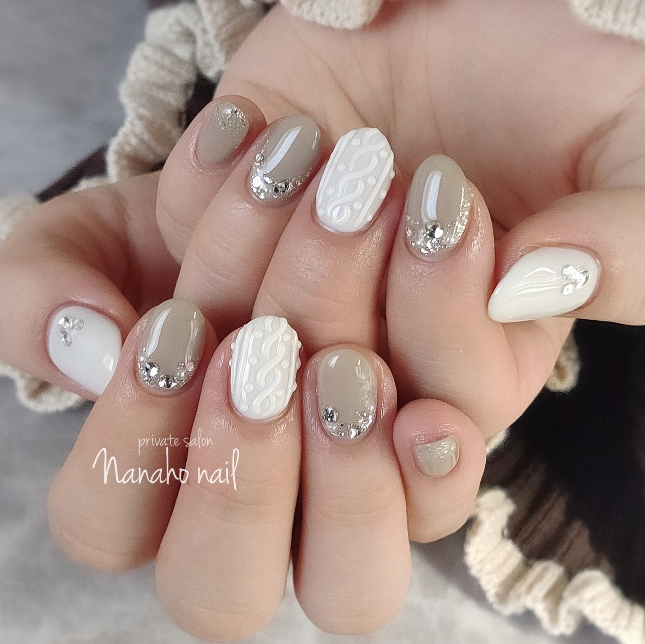 秋 冬 クリスマス ハンド シンプル Nanaho Nail 大阪府八尾市 のネイルデザイン No ネイルブック