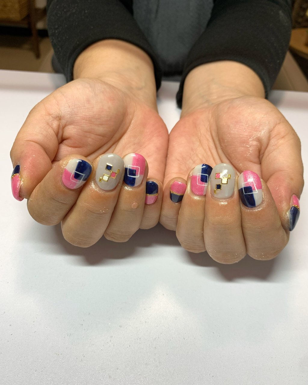 ブロック ピンク ネイビー Nailsalonsora0315のネイルデザイン No ネイルブック