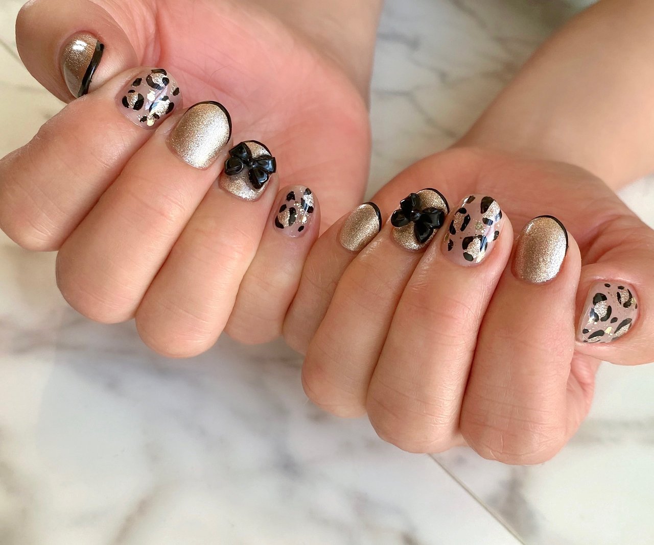 秋/冬/オールシーズン/フレンチ/ラメ - mayahのネイルデザイン[No  