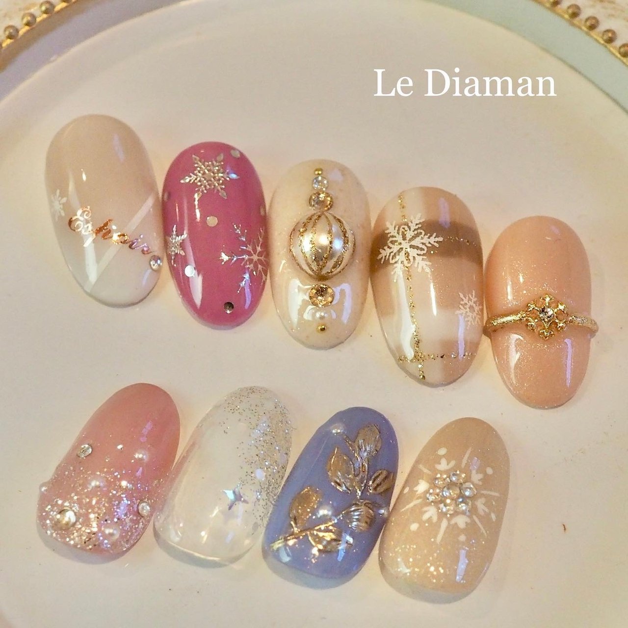 冬/ハンド/雪の結晶/ジェルネイル/ネイルチップ - le_diamanのネイル