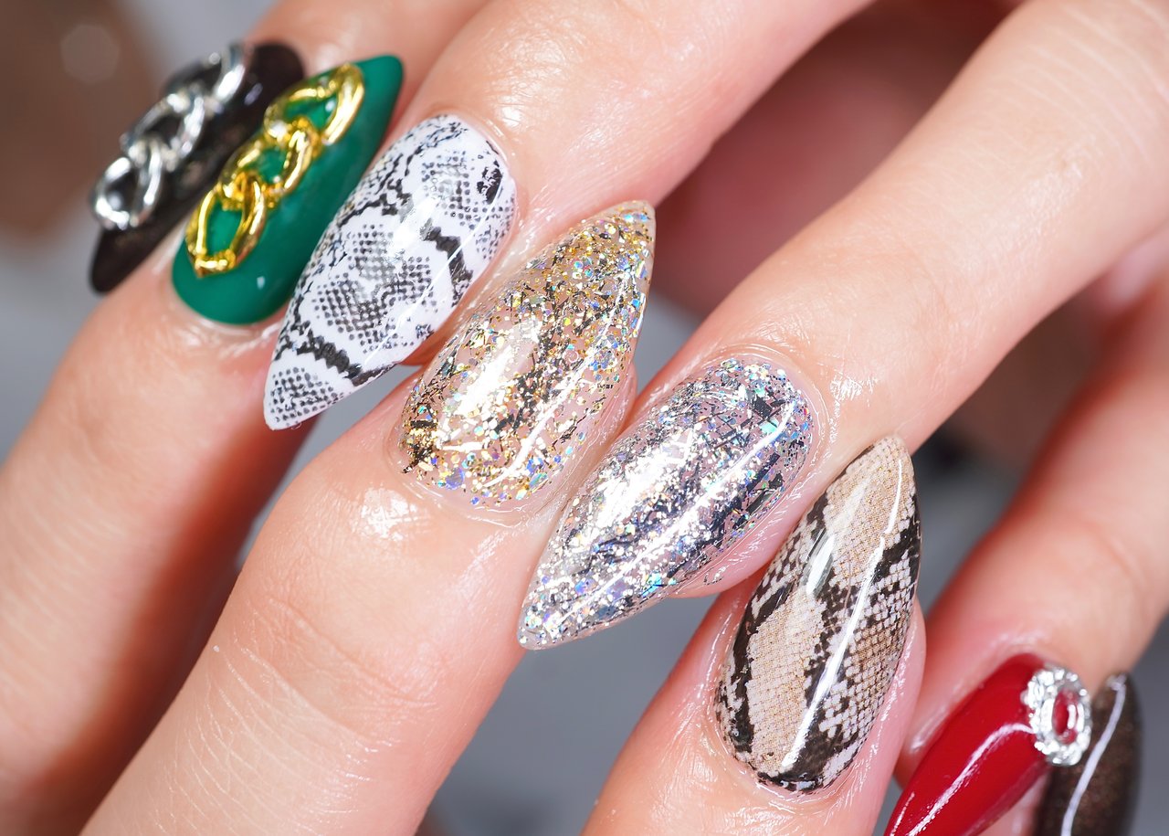 秋/冬/ハンド/ラメ/ワンカラー - kairule charienのネイルデザイン