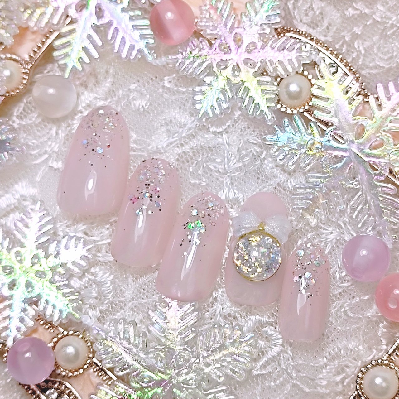 冬 お正月 クリスマス デート ハンド りえ 熊本光の森ﾌﾟﾗｲﾍﾞｰﾄﾈｲﾙｻﾛﾝ ﾌｪﾘｰﾁｪ のネイルデザイン No ネイルブック