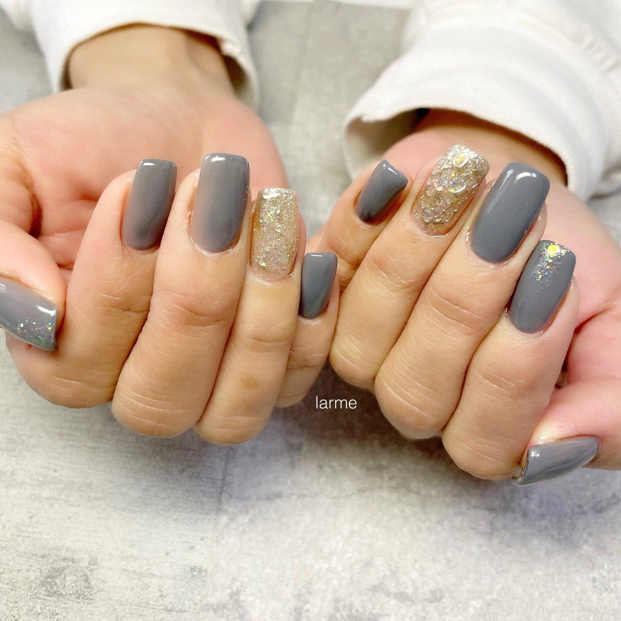 ハンド グレー ゴールド Nailroomlarmeのネイルデザイン No ネイルブック