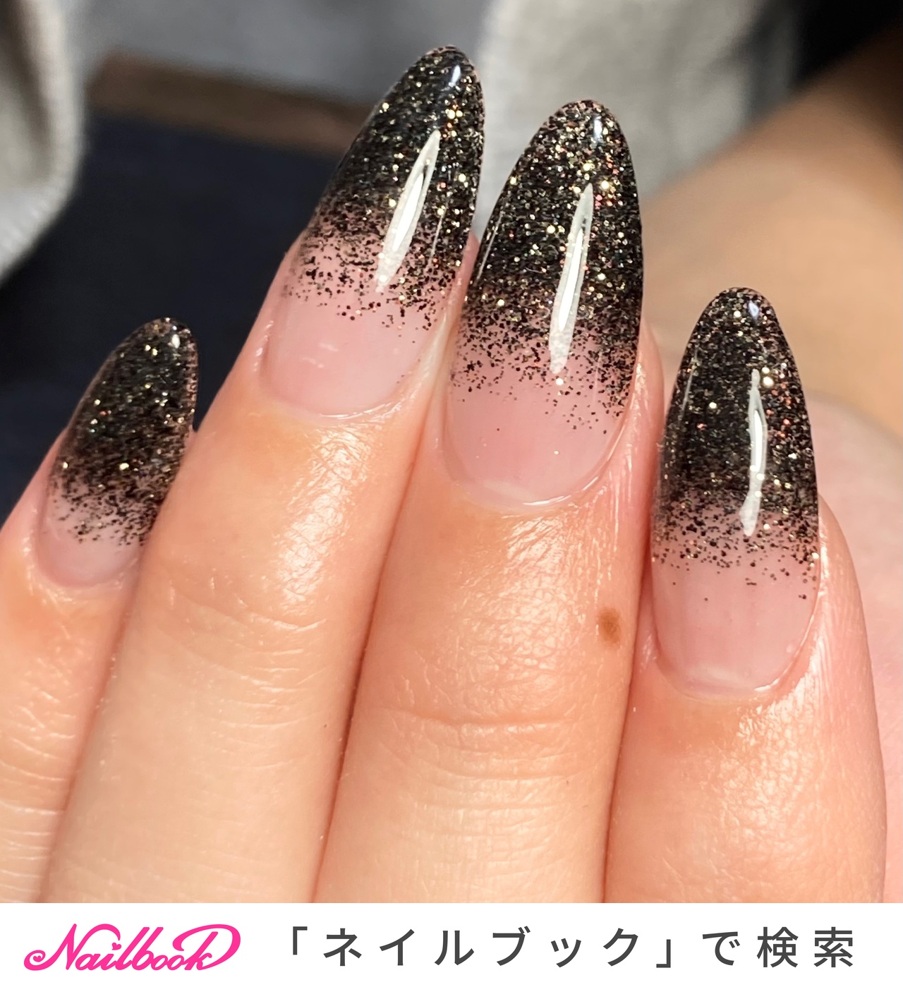 ネイル ブラックラメ☆