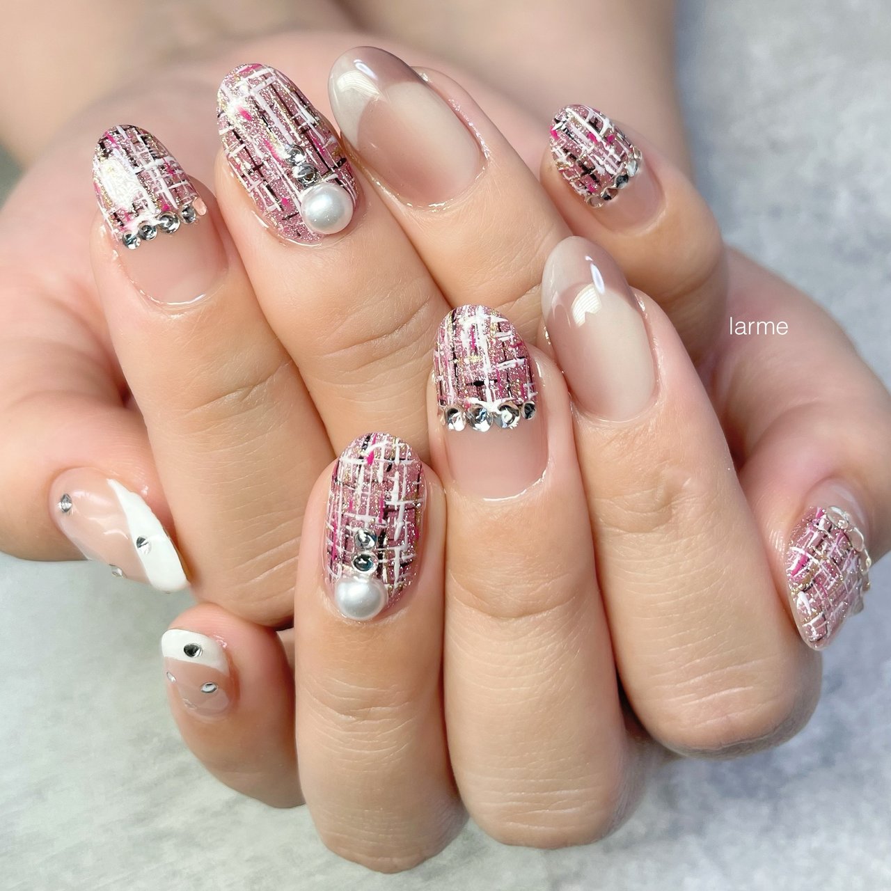 ハンド ベージュ ピンク Nailroomlarmeのネイルデザイン No ネイルブック