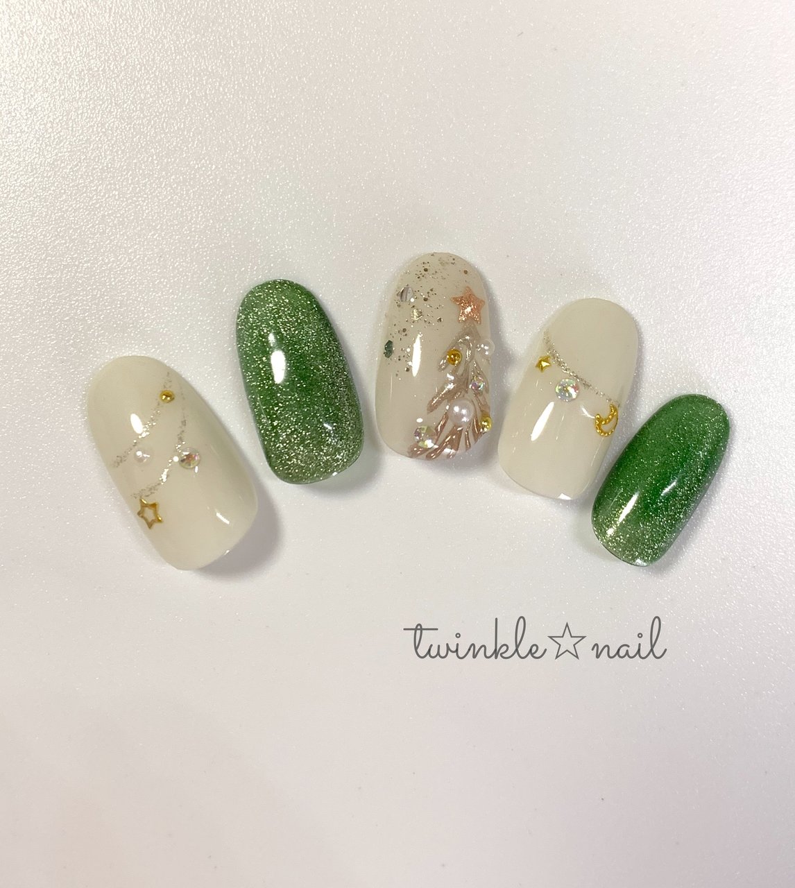 冬 クリスマス デート 女子会 ハンド Twinkle Nailのネイルデザイン No ネイルブック