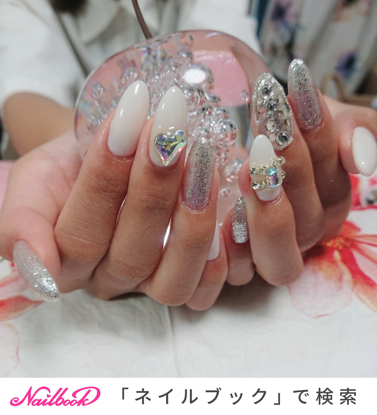 ストーン盛りのネイルデザイン ネイルブック