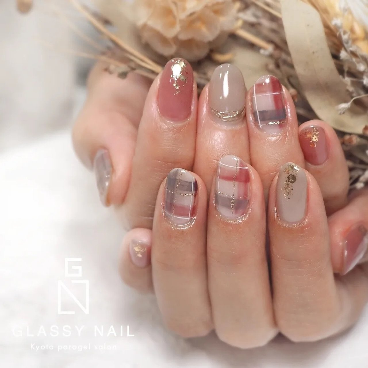 秋 冬 クリスマス チェック Glassy Nailのネイルデザイン No ネイルブック