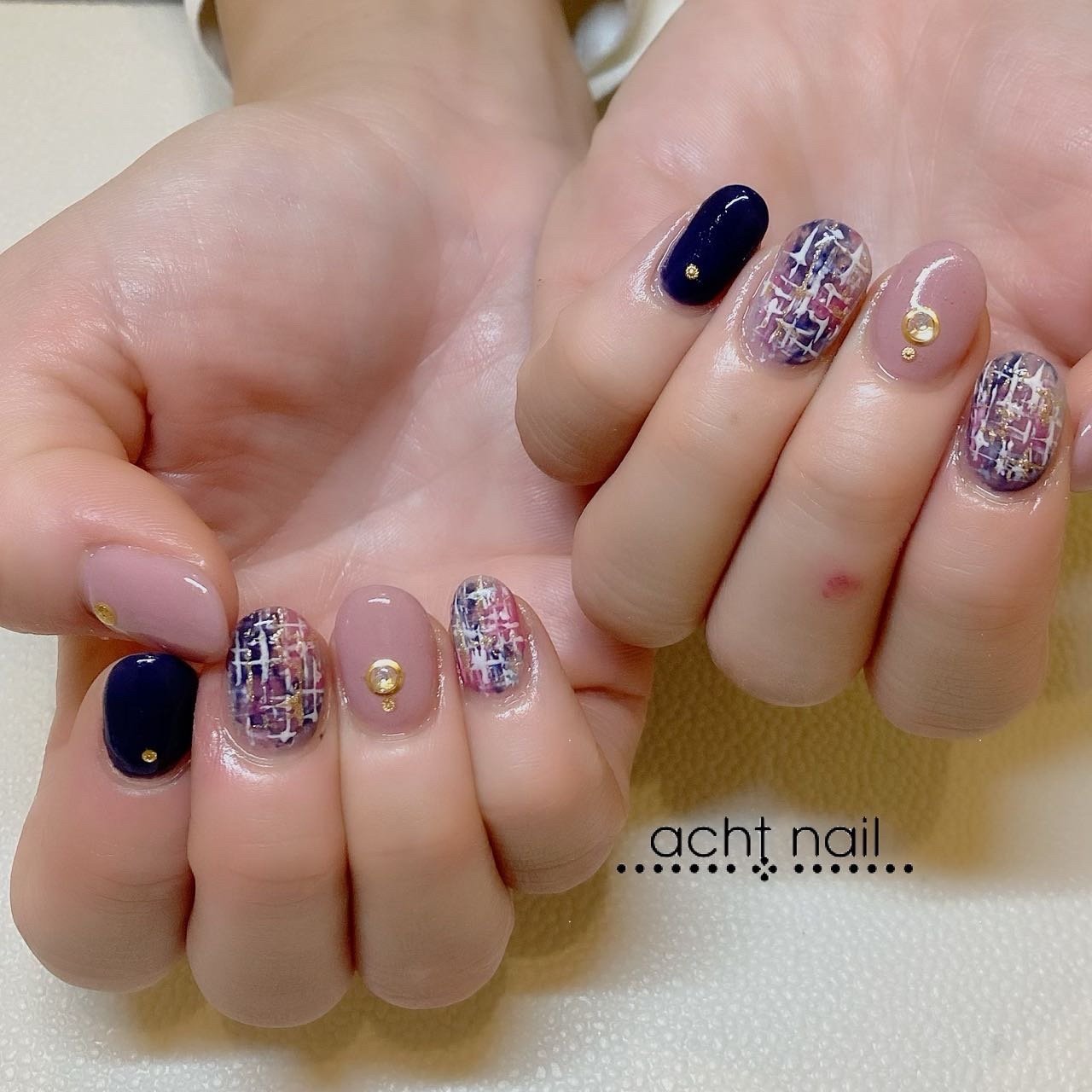 ピンク ネイビー Acht Nail アハトネイル のネイルデザイン No ネイルブック