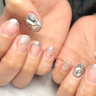 ▫️定額Aコース ⁡
・ご新規様 ¥12,000 (2,000円相当のオイルプレゼント🎁)
⁡
・2回目以降 ¥11,000 (オイルおかわり無料✨)
⁡
当店は自爪育成サロンです❣️
可愛いデザインを楽しみながら縦長の美しいお爪へと導きます💅
⁡
自爪風仕上げなどもございますのでお仕事上ネイルができない方もこっそり育成できます🙆‍♀️
⁡
カウンセリングのみでも大丈夫です🌟
⁡
お気軽にご相談下さい🧸
・
・
・
🤍お爪が薄い、割れやすい方
🤍噛み癖、むしり癖で深爪になっている方
🤍お爪の形が気になる方
🤍お爪がボコボコ生えてくる方
🤍ネイルのもちが悪い方
🤍お爪のピンクの部分を伸ばして綺麗な縦長のお爪にしたい方
🤍お仕事上ネイルができないのでバレずに自爪育成がしたい方
🤍お爪を痛めずにジェルネイルを楽しみたい方
🤍ネイルサロンに行ったことがなくて不安な方
・
・
⁡
Chiyu Nail
⁡
〒604-8226 
京都府京都市中京区西錦小路町２５５
poika四条烏丸 4B
⁡
営業時間
 11:00~21:00
(最終受付19時)
⁡
LINE ID @298vszvj
(検索はアットマークから)
⁡
#ChiyuNail #京都 #烏丸 #京都烏丸 #四条烏丸 #ネイルサロン #ジェルネイルサロン #ジェルネイル #自爪育成 #深爪緩和 #深爪矯正 #バレないネイル #自爪風仕上げ #自爪風カラー #マット仕上げ #血色カラー #ナチュラルネイル #ナチュラルカラー #職場OK #オフィスネイル #シンプルネイル #キラキラ #大人可愛いネイル #癒しネイル #美爪クリエイター #肌なじみカラー#埋めつくしネイル 
⁡ #オールシーズン #ハンド #キラキラ #韓国 #ショート #ラウンド #クリア #シルバー #ジェルネイル #お客様 #Hanae #ネイルブック