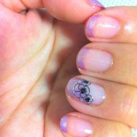 ハンド リボン ベージュ マニキュア セルフネイル Megumi Kobayashiのネイルデザイン No ネイルブック